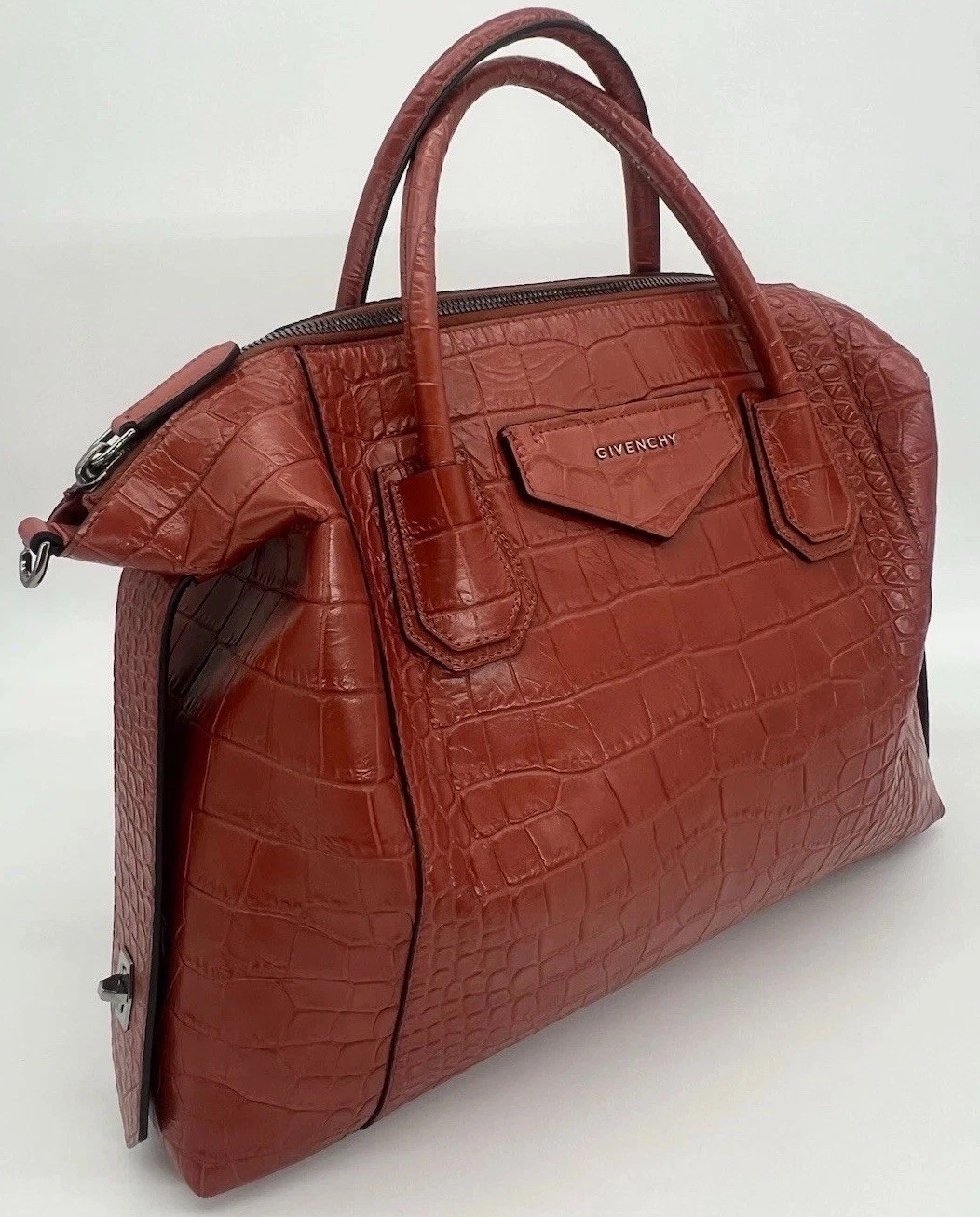 Authentic NWT Givenchy Antigona Soft Medium Croc-Embossed Leather Bag Paprika image 3