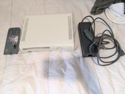 Microsoft Xbox 360 Arcade Falcon V2 HDMI Konsole - 14GB HDD
