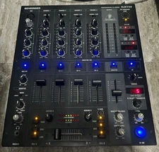 Behringer DJX750 5-Channel DJ Mixer Professional 