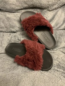 victoria secret pink faux fur slides
