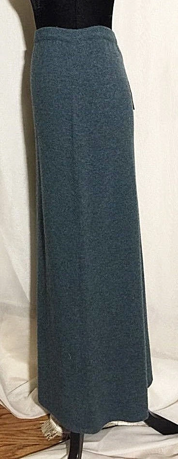 Maxi falda grande de lana de cordero azul modesta April Cornell Trading para mujer Foto 3 de 4