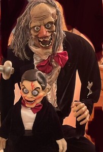 Grandin Road Ventriloquist with dummy no box Retired Halloween Animatronic