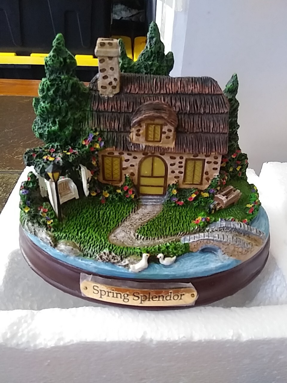 Picture 1 of 6