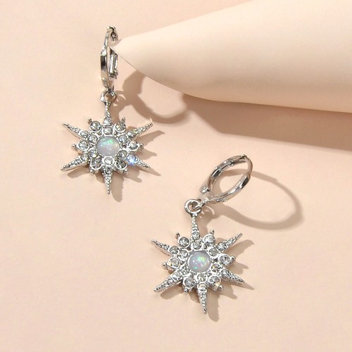 Rhinestone Star Pendant Huggie Earrings Dainty Celestial Hoop for a Stylish Look - Picture 8 of 14