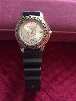 rip curl surf watch ocean technology