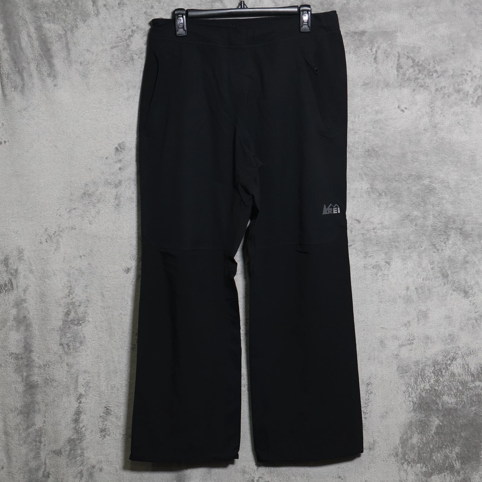 REI Elements Pants Men Medium 30L Black Softshell Waterproof Rain Hiking Fishing
Opens in a new wind