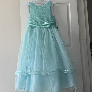 Light Blue Lace Tulle Dress Formal/Flower Girl Size 14.