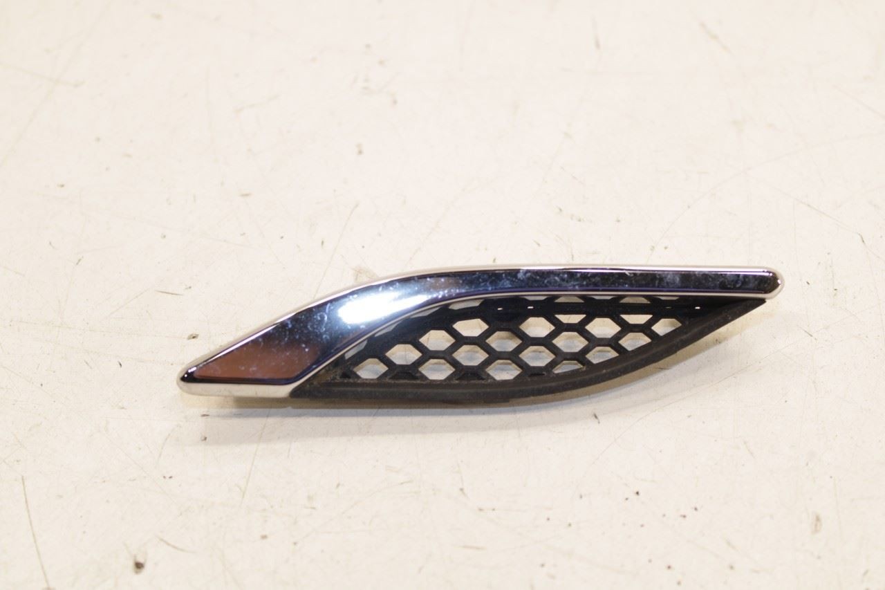 2014-21 Maserati Ghibli S Q4 Front Right Fender Air Outlet Vent Grille Set of 3