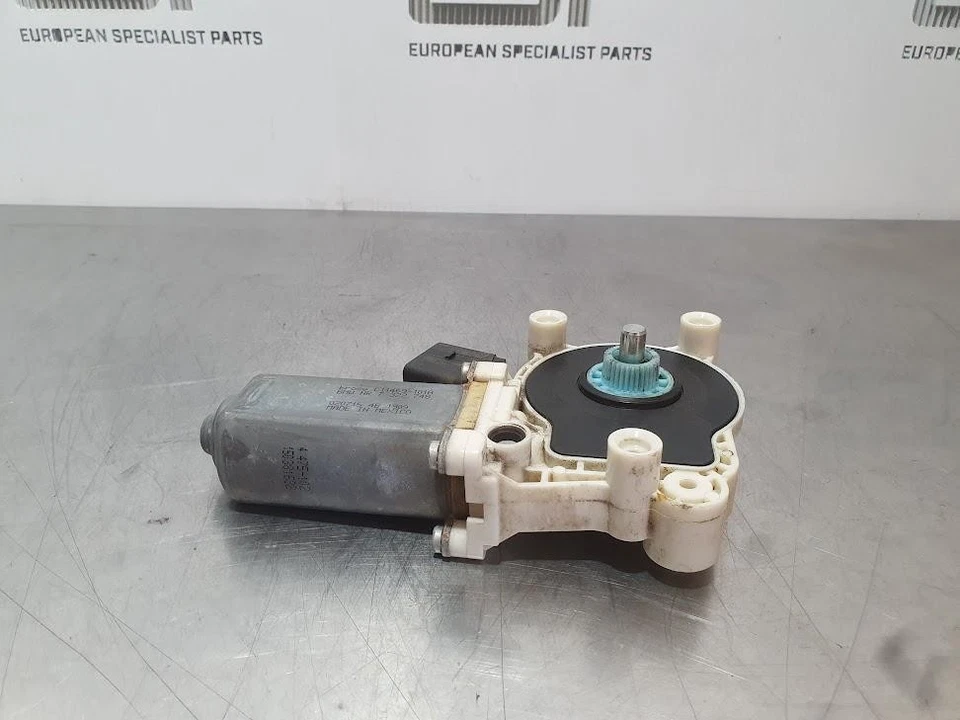 BMW X3 RIGHT FRONT WINDOW REG/MOTOR F25, LATE TYPE, 04/13-04/17  - Image 3 of 4