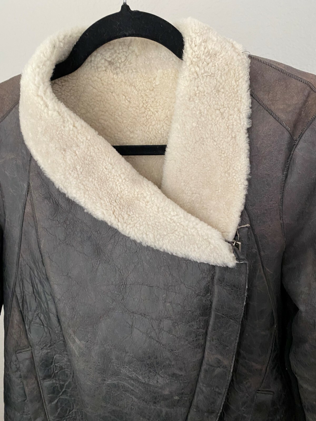 HELMUT LANG $2,195  WEATHERED LEATHER SHEARLING JACKET COAT SIZE S  M image 7