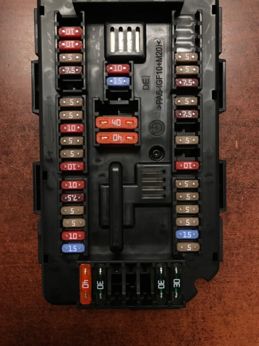 2013 BMW 328i F30 OEM Front Under Hood Engine Fuse Box