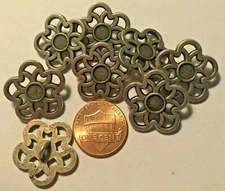 8 Pierced Antiqued Silver Tone Metal Shank Buttons 7/8" 22mm Flower 9597