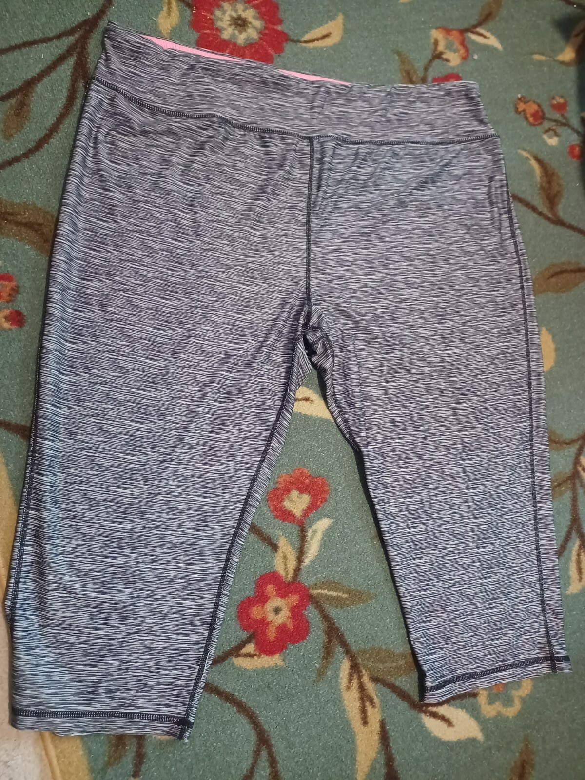 Plus Size Athletic Capri Leggings