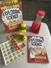 Science  Kit 18 Epic Experiments! Scholastic New in Box