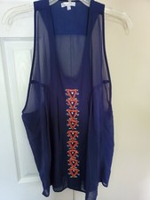 Women's Summer Casual Blouse Tops. Size:XL Beautiful details in the front