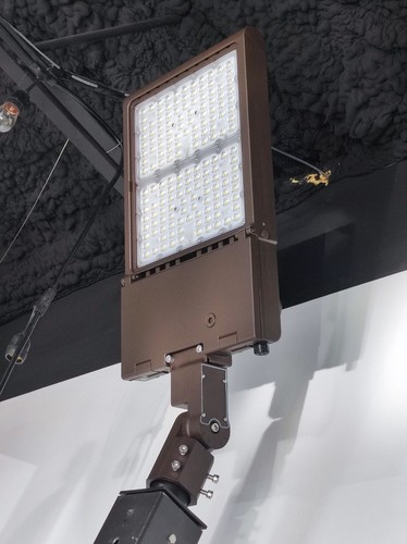 400W LED Parking Lot Light Commercial Shoebox Street Pole Lamp Outdoor - Picture 3 of 5