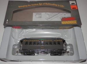 Roundhouse HO Scale Southern Pacific 3511 Overton Coach