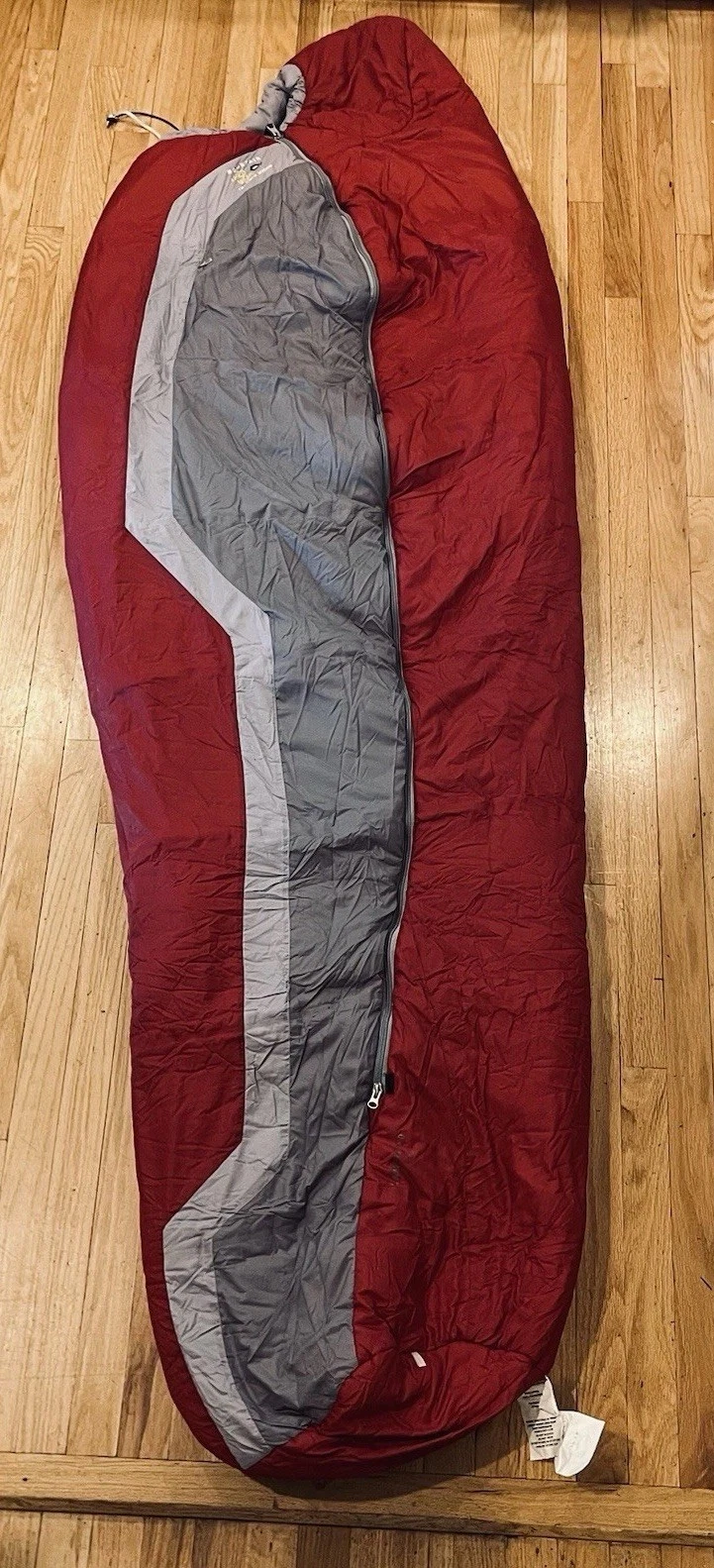 Mountain Hardwear Thermic CF Lamina 0 Zero Men's Large 33X84 Mummy Sleeping Bag
Opens in a new windo