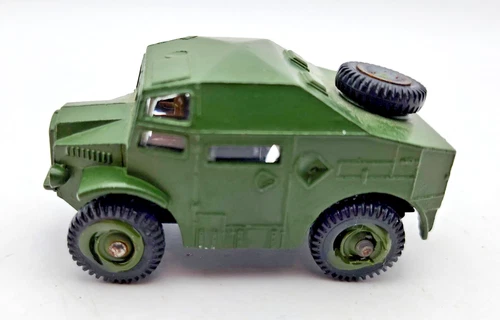 Vintage Dinky Toys #688 Army Field Artillery Tractor Made in England