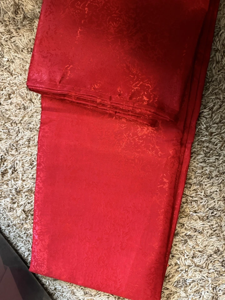 Tablecloth Red Oblong Polyester 60” x 104” Luxury Fabric, New Holidays - Image 3 of 3