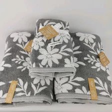 Set of 4 Common Thread Towels 2 Bath & 2 Hand Gray White Floral Reversible