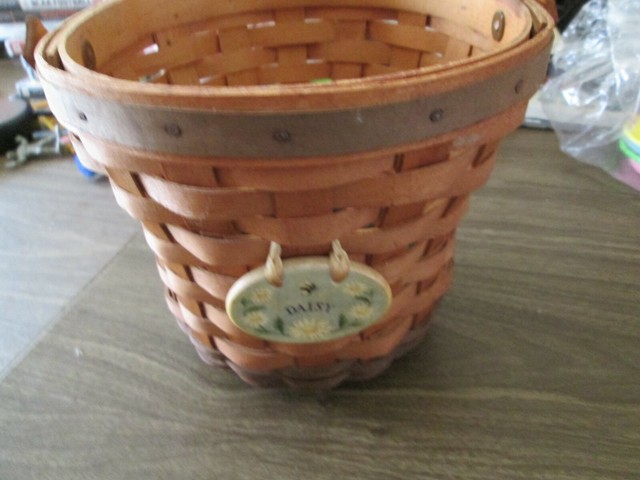Longaberger 1999 May Series Daisy Basket Set 6.75" by 6