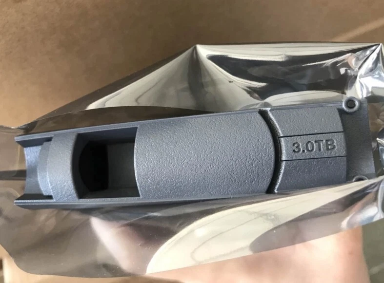 NetApp X308A-R5 SP-308A-R5 108-00255 3T 3TB 3.5" SATA Hard Drive - Image 2 of 4