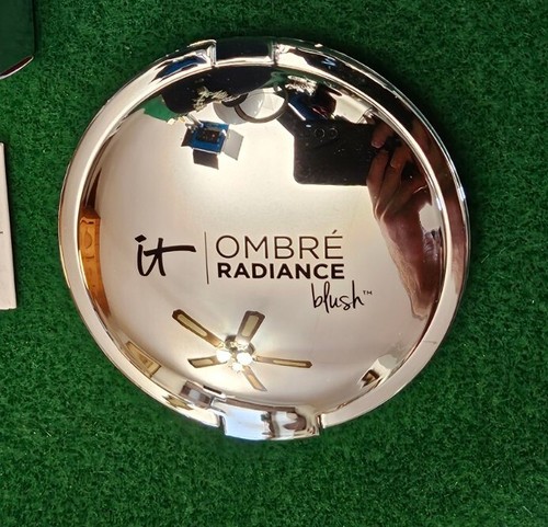 It Cosmetics Ombre Radiance Powder Blush Je Ne Sais Quoi New In Box 10.8g 0.38oz - Picture 3 of 8