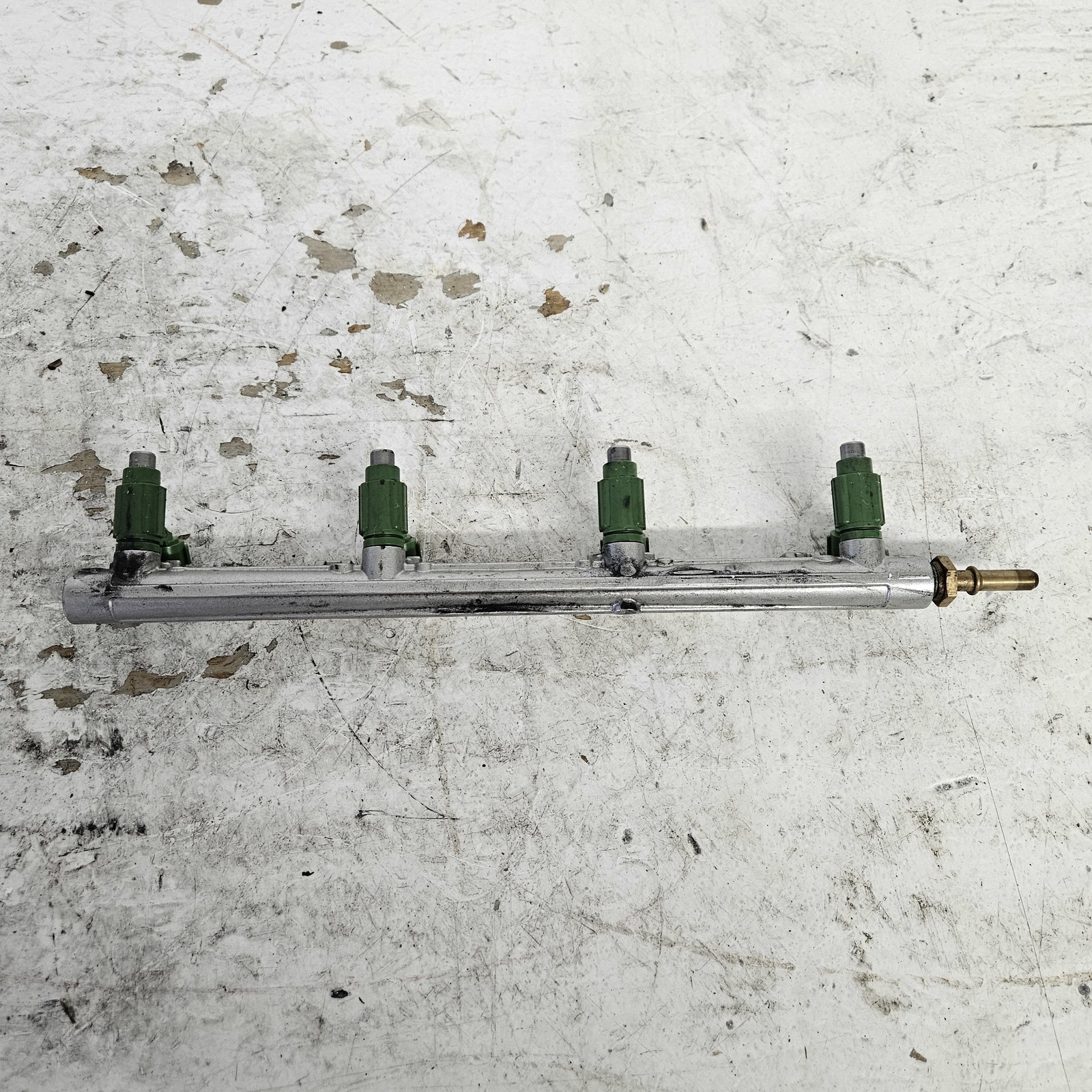 Kawasaki Jet Ski 20052012 STX12F/15F Ultra Fuel Rail + Injectors