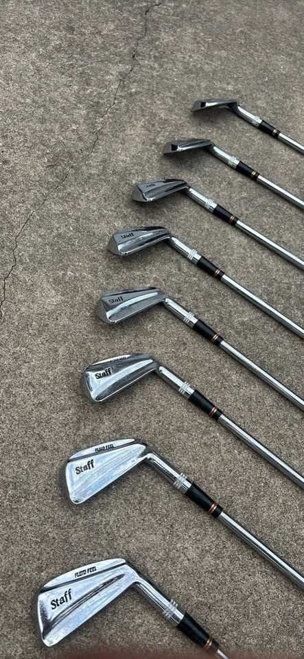 Wilson Staff Fluid Feel RH Iron Set (#2, #4-#9) | Regular Flex | NO PW - Image 2 of 4