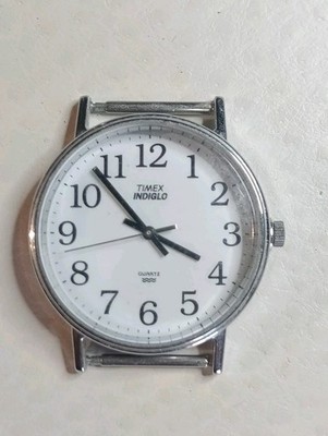 Herrenuhr Timex Indiglo funktioniert Batterie ohne Armbandstifte am gebrauchten Zustand