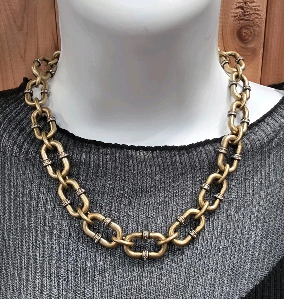 Chloe & Isabel Endless Pave Link Gold Tone Necklace Choker Discontinued - Image 2 of 4