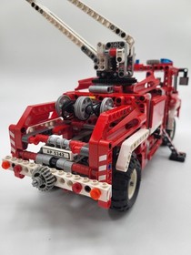 LEGO Technic 8289 Fire Truck &ndash; Appears Complete &ndash; No Box/Instructions &ndash; Clean