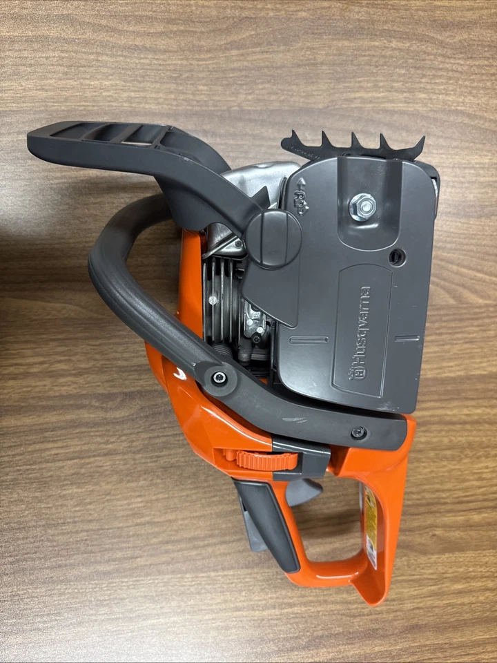 Husqvarna 435 X-Torq Chainsaw Without Bar and Chain Brand New Without Box USA - Image 3 of 4
