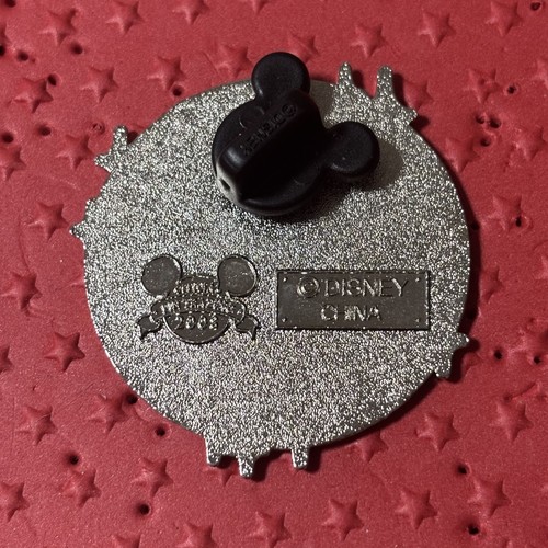 WDW Disney World 2008 The Haunted Mansion Daisy Duck As Madame Leota Pin - Picture 2 of 2