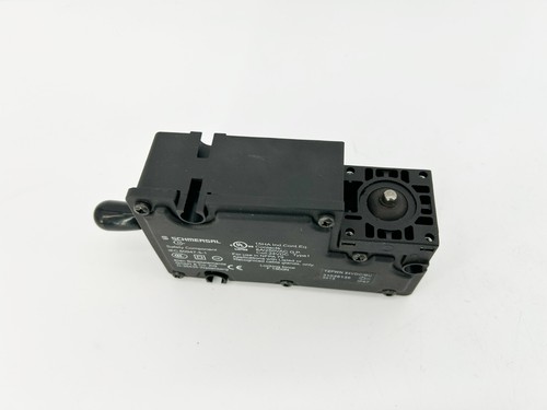 New Schmersal TZFWN24VDC/BU Safety Switch, 250VAC, 8A, 101028610 - Picture 6 of 7