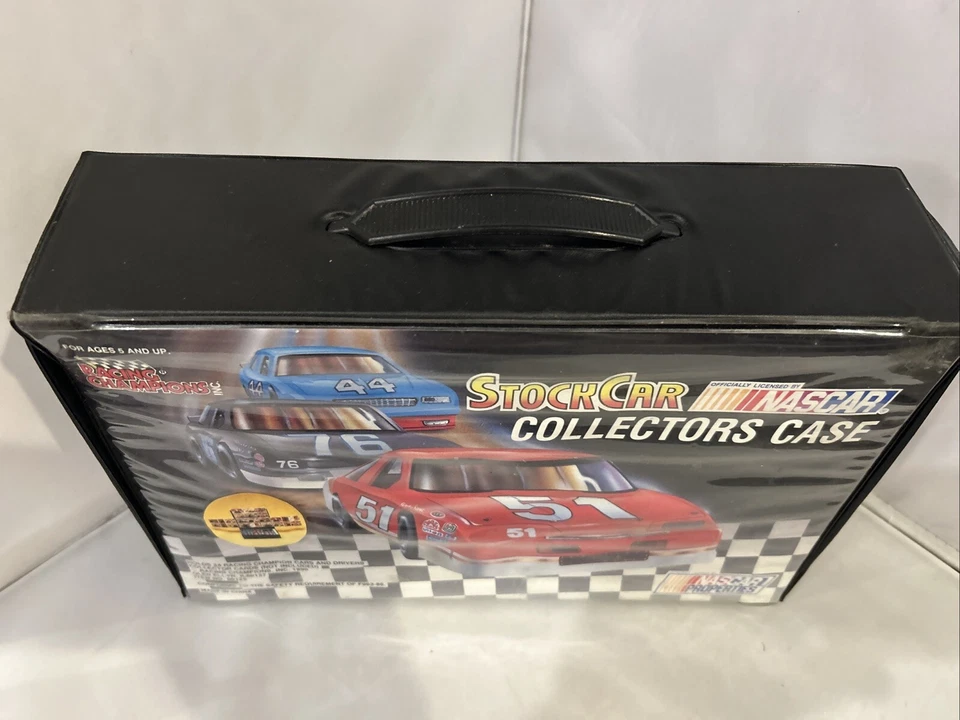 NASCAR 1990 赛车冠军库存汽车收藏盒/带 12 辆汽车和卡夹 — 第 3/4 张图片