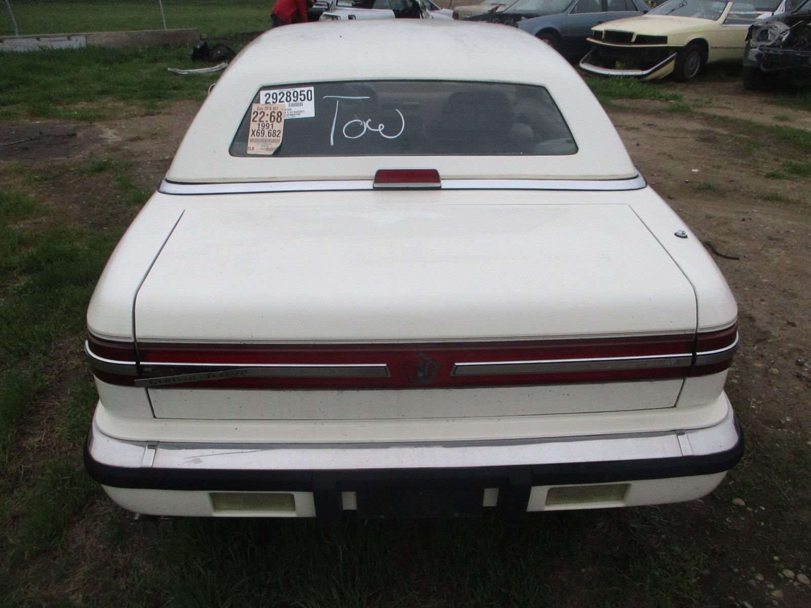 Trunk Lid  WHITE Chrysler MASERATI TC 89 90 91