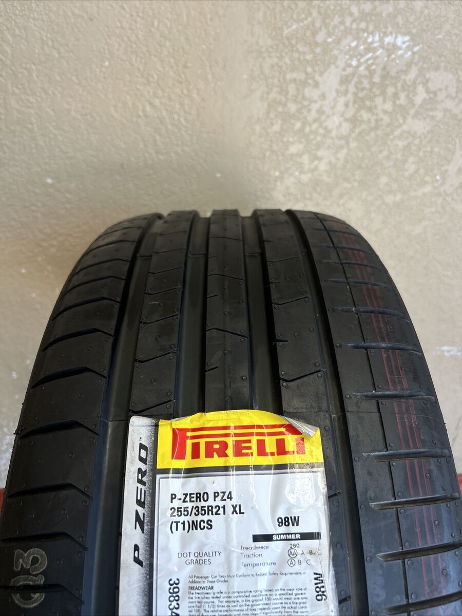 New 255/35R21 98W Pirelli P-Zero PZ4 9/32 DOT 2721 2553521 New 255/35R21 98W Pirelli P-Zero PZ4 9/32 DOT 2721 2553521