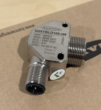 NEW BANNER LASER CONTRAST SENSOR Q3XTBLD100-Q8