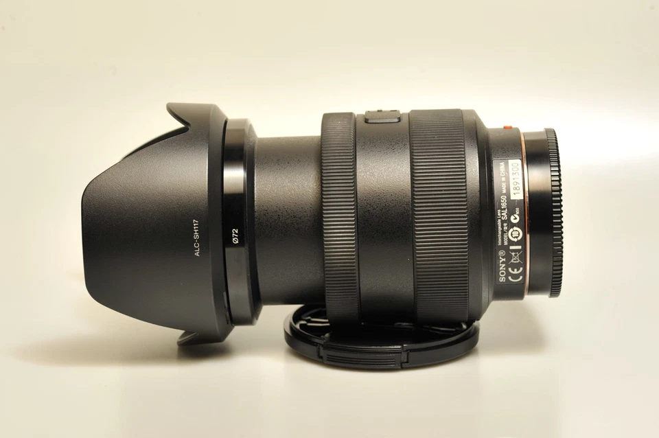 Sony AF DT 16-50mm F2.8 SSM SAL1650 As-Is w/Hood for Minolta/Sony APS-C[1891300] - Image 4 of 4
