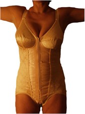 BODYPERFECT WOMEN'S CUP W/D ORTHOPEDIC CONTAINER ZIPPER HOOKS MADE IN ITALY