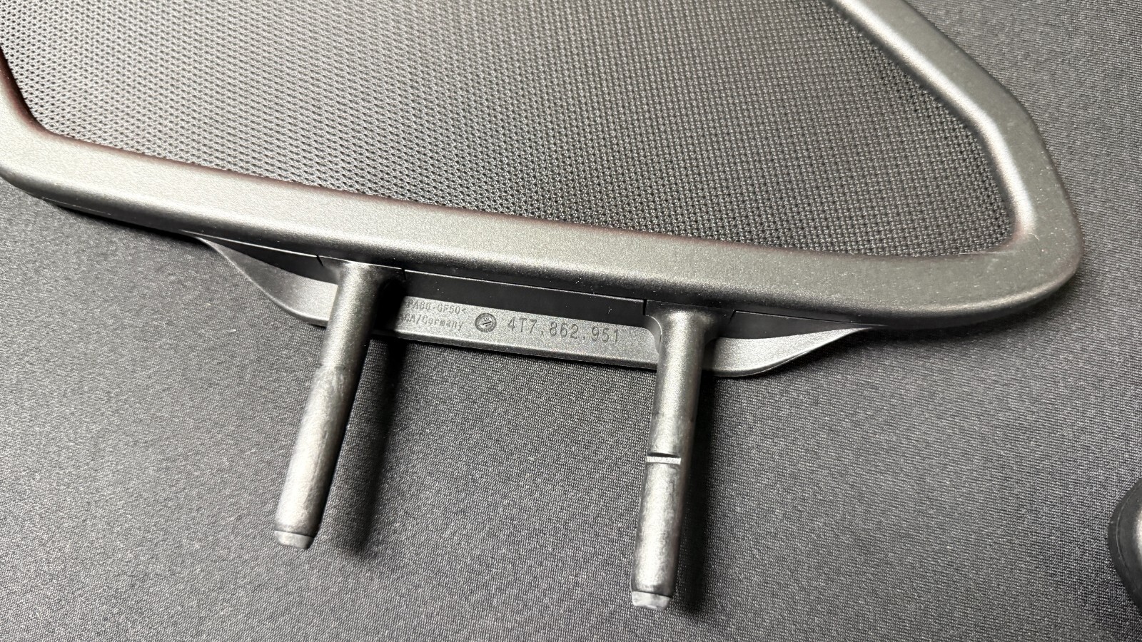OEM Lamborghini Huracan Spyder Wind Deflector/Case PN 4T7.862.951 + 4T7.862.952