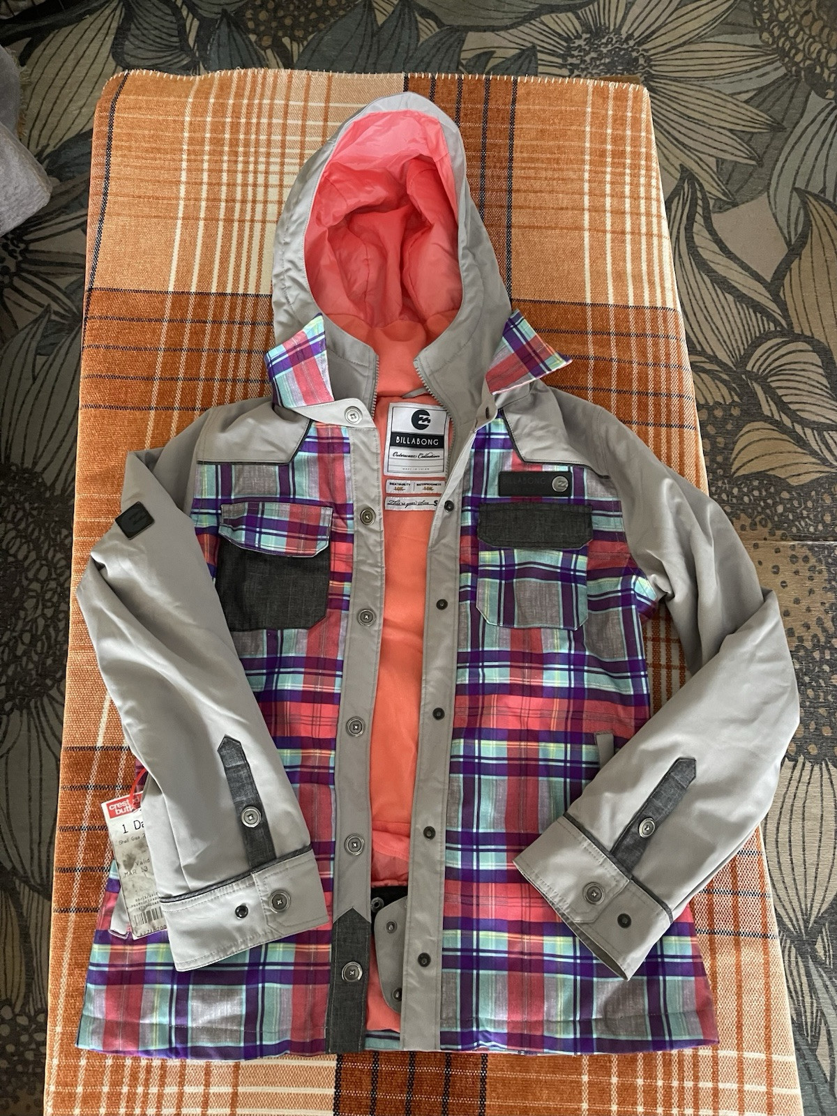 Billabong Ski/Winter Jacket - image 3