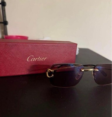 ♡Cartier ゴールドフレーム サングラス☆メンズ/レディース♡ Cartier Gold Metal Frame Sunglasses with Purple Lenses Luxury