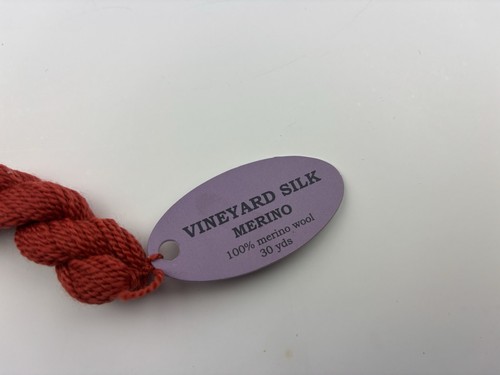 Vineyard Merino Wool Wiltex Threads Non-strandable # M-1125 Pomegranate Lot 1016 - Picture 2 of 4