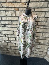 H&M Size XL Women’s Sleeveless Floral Dress