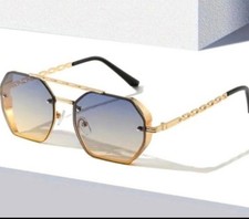 High Quality Luxury Style Unisex Oversized framed Chain Like Detail sunglasses