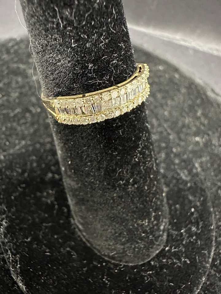 Half Eternity Yellow Gold Ring - Image 2 of 4