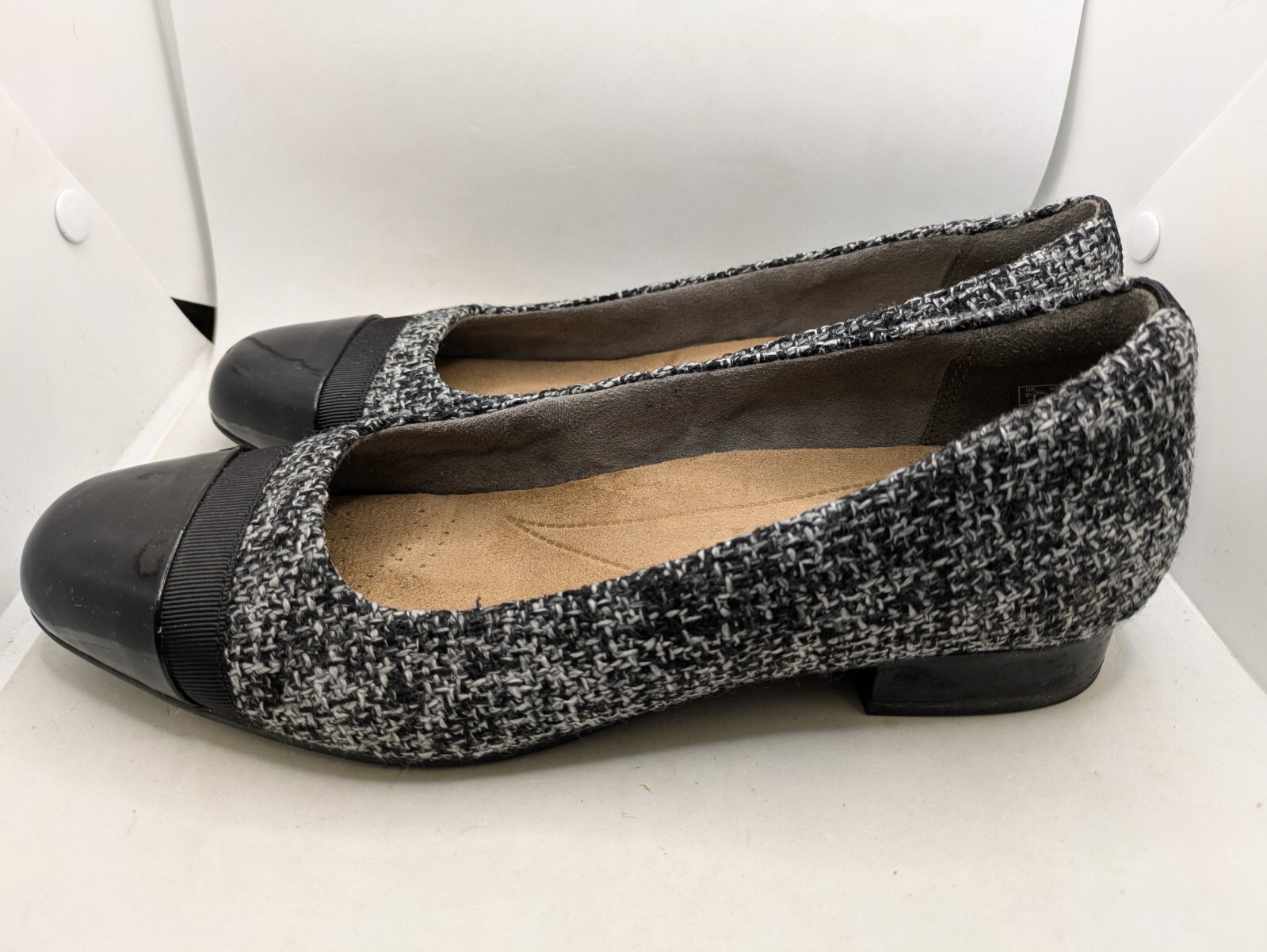 Clarks Womens Juliet Monte Loafer In Black Gray Tweed 8.5 Wide (D width)